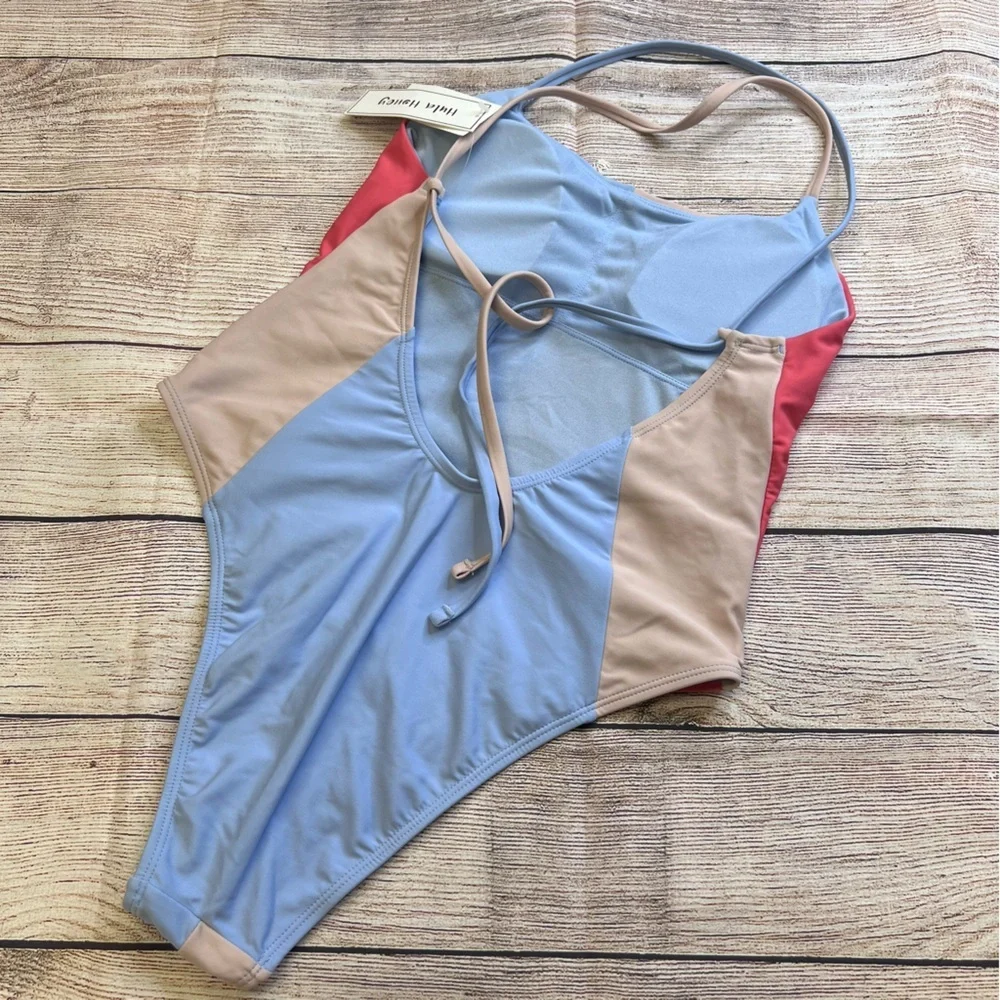 Colorblock High Leg One Piece Swim - Picture 2 of 5